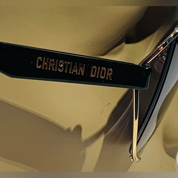New Women’s CHRISTIAN DIOR Sunglasses - Picture 10 of 15